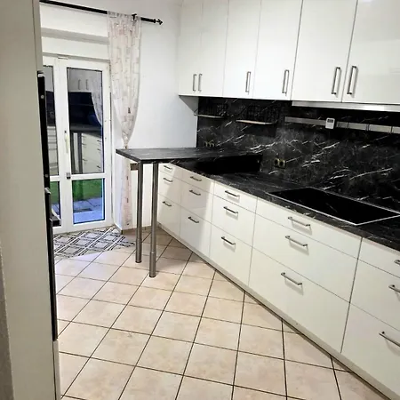 Monteur-haus Luebeck Berlin Pankow, Reinickendorf, Glienicke-nordbahn * Frohngau