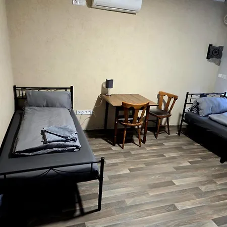 Monteur-haus Luebeck Berlin Pankow, Reinickendorf, Glienicke-nordbahn *