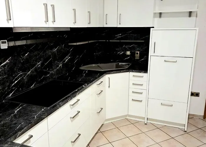 Дом отдыха Monteur-haus Luebeck Berlin Pankow, Reinickendorf, Glienicke-nordbahn